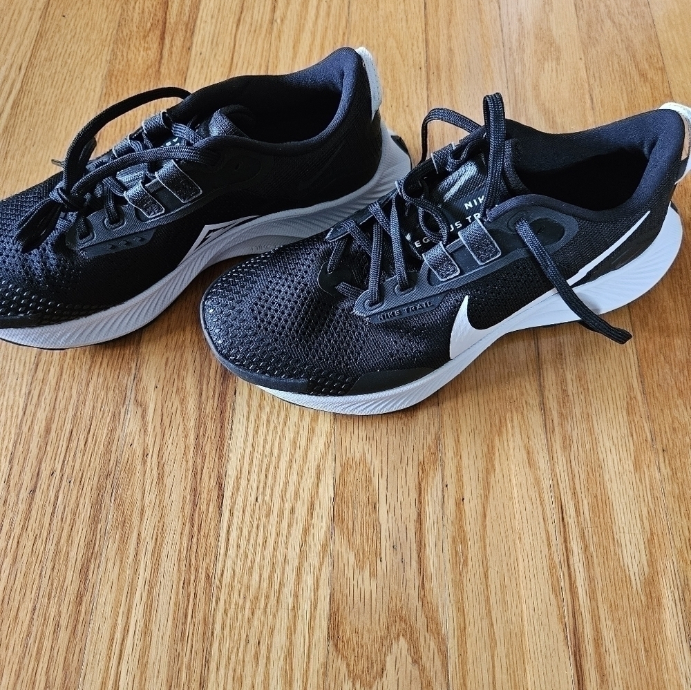 Nike Women's Pegasus Trail 3 Running Shoes in size 7.5 NIB - Picture 7 of 10
